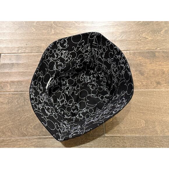 Disney Parks Black Reversable All Over Print Bucket Hat Peace Sign Mickey Mouse - Picture 6 of 8